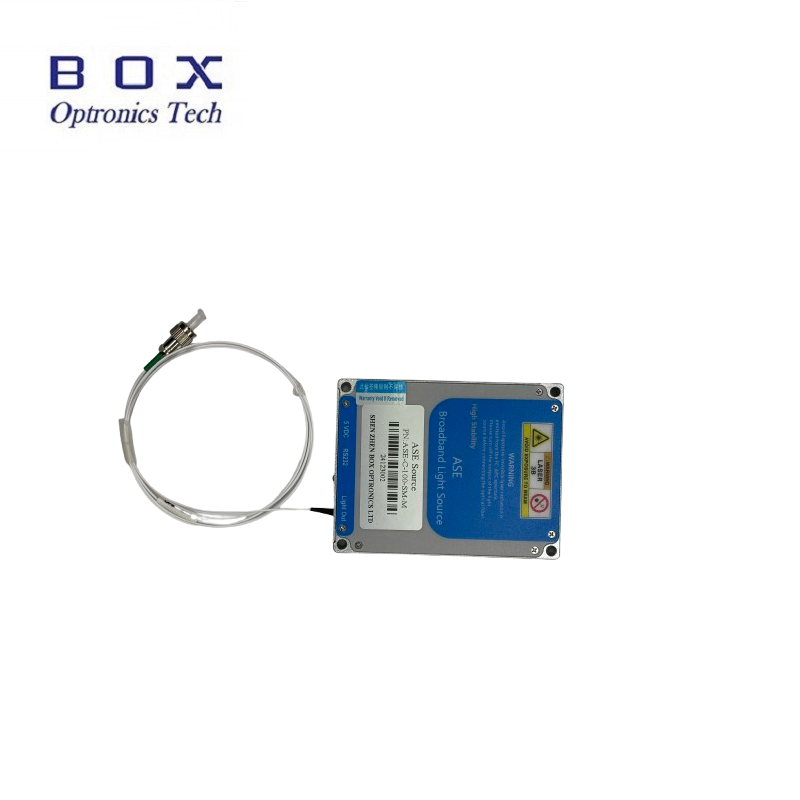 MODULE COSSABLE DE LA SOURCE DE LA LUMINÉ-C